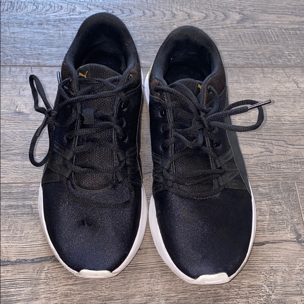 Puma Woman’s Sneakers